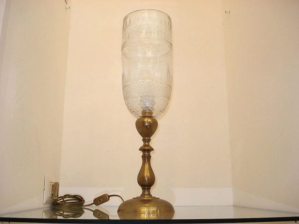 Lampada in ottone e cristallo molato antico Francia epoca 1910 della "Nuovi Lumi Antichi" di Claudio Pascucci